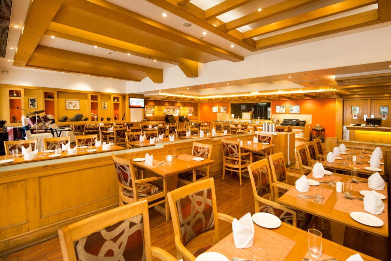 Clarion Bella Casa At Airport Hotel Джайпур Екстериор снимка
