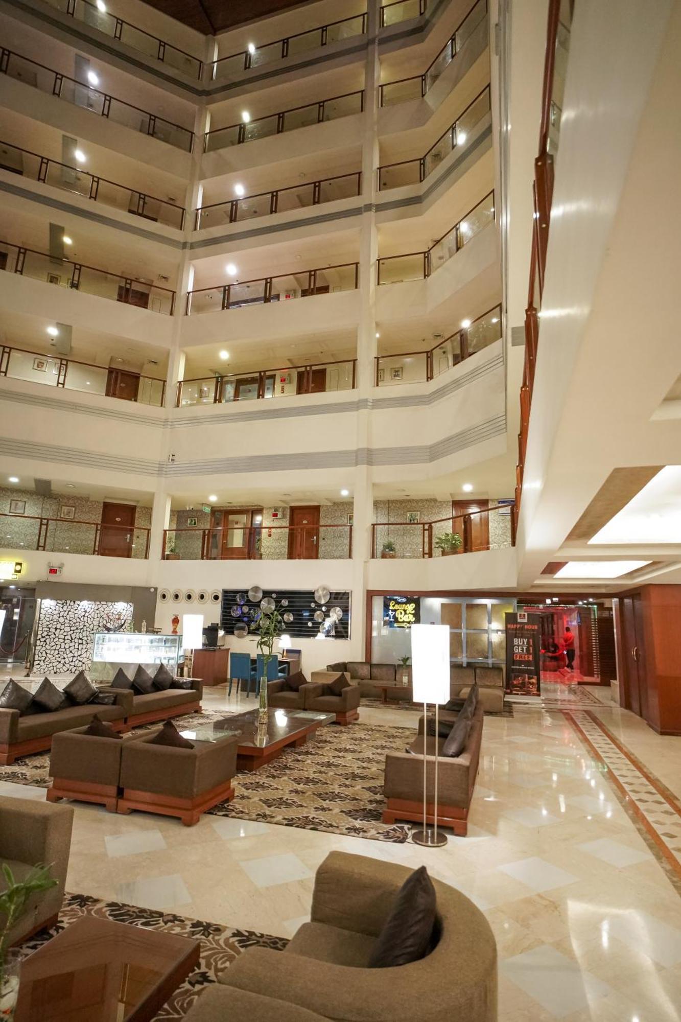 Clarion Bella Casa At Airport Hotel Джайпур Екстериор снимка