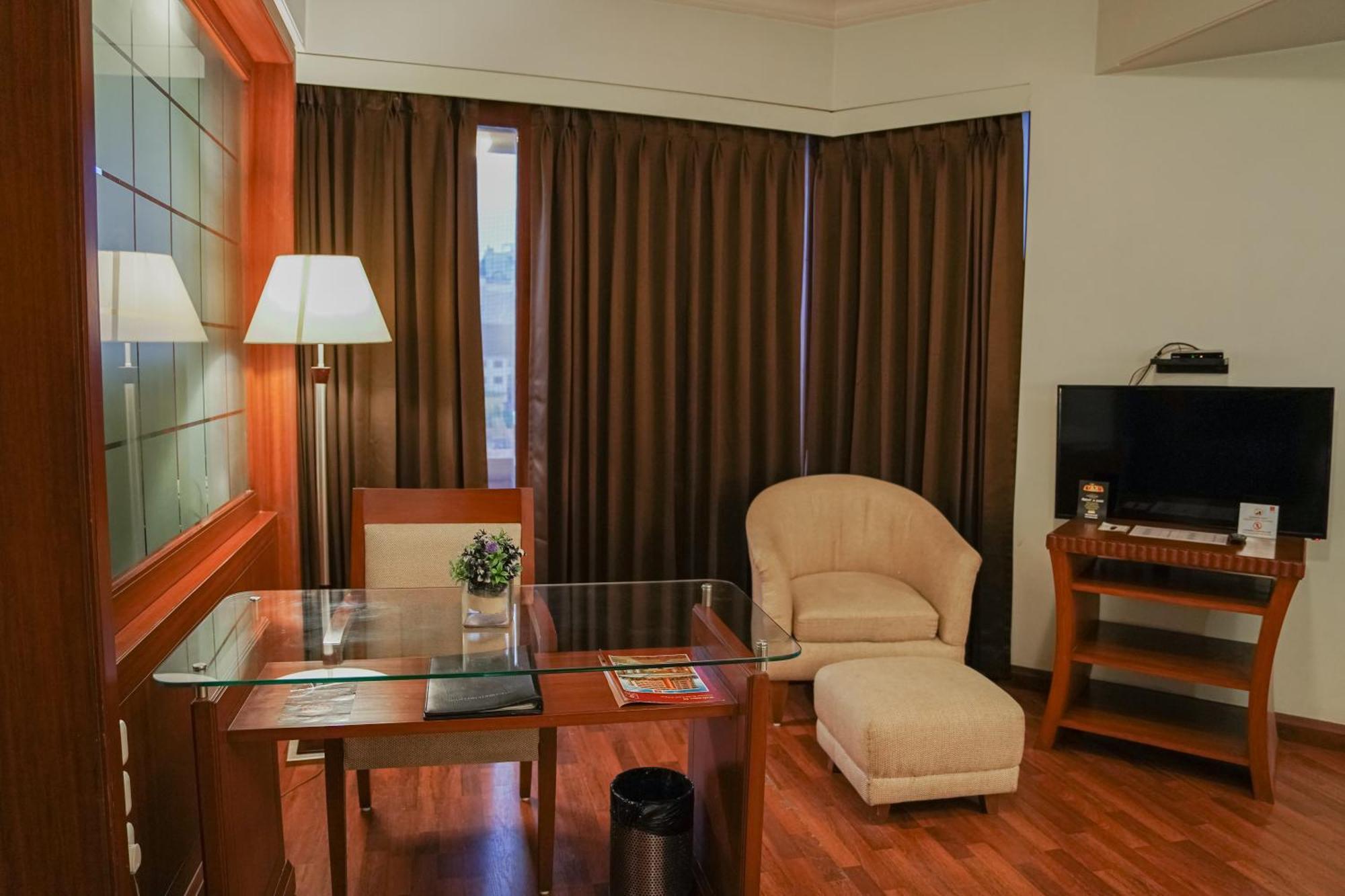 Clarion Bella Casa At Airport Hotel Джайпур Екстериор снимка