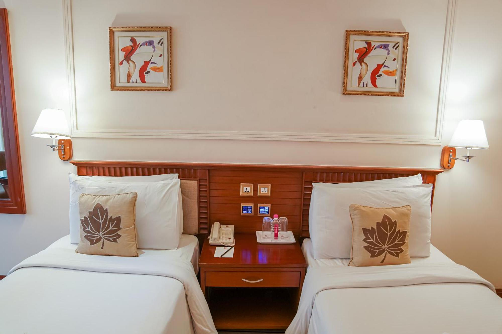 Clarion Bella Casa At Airport Hotel Джайпур Екстериор снимка