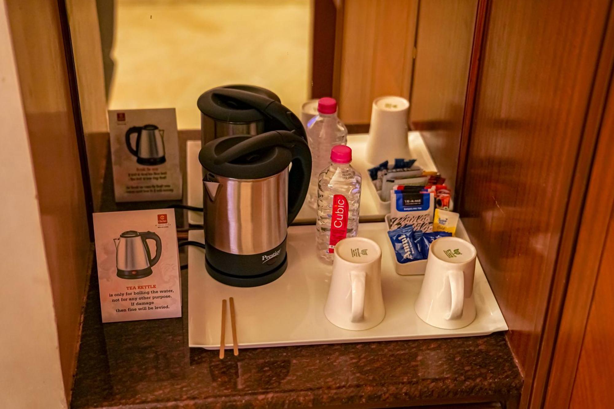 Clarion Bella Casa At Airport Hotel Джайпур Екстериор снимка