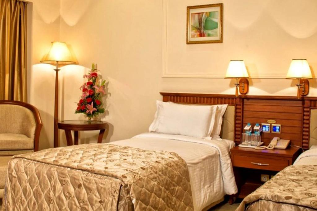 Clarion Bella Casa At Airport Hotel Джайпур Екстериор снимка